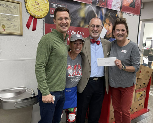 La Cava Jacobson & Goodis Donating During the Holidays and Making a Difference