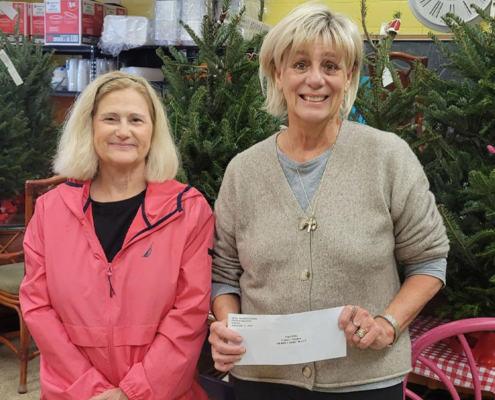 La Cava Jacobson & Goodis Donating During the Holidays and Making a Difference